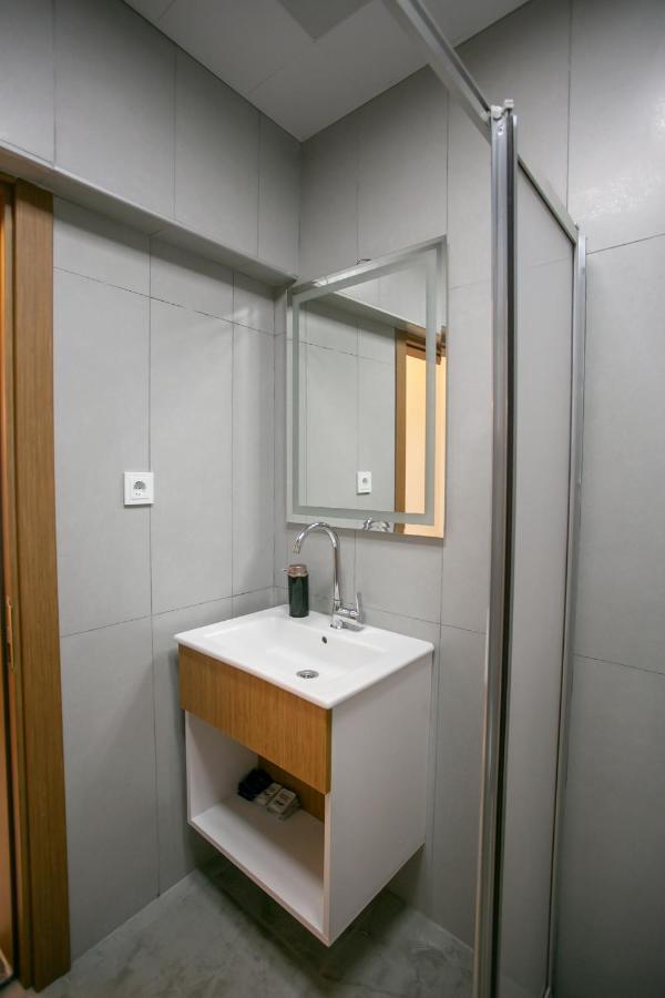 Blau Gruen Istanbul Otel Esterno foto
